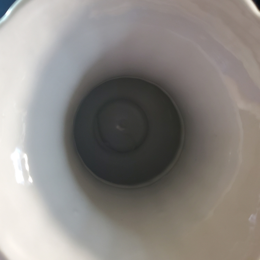 Porcelain Vase - Picture 6 of 12